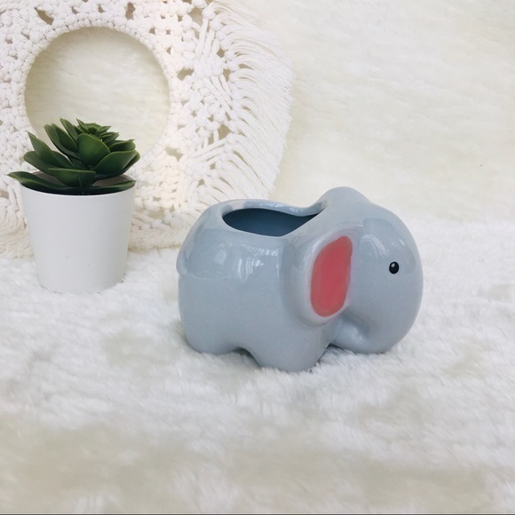 Animal Elephant Ceramic Planter Stocking Stuffer - Picture 1 of 8